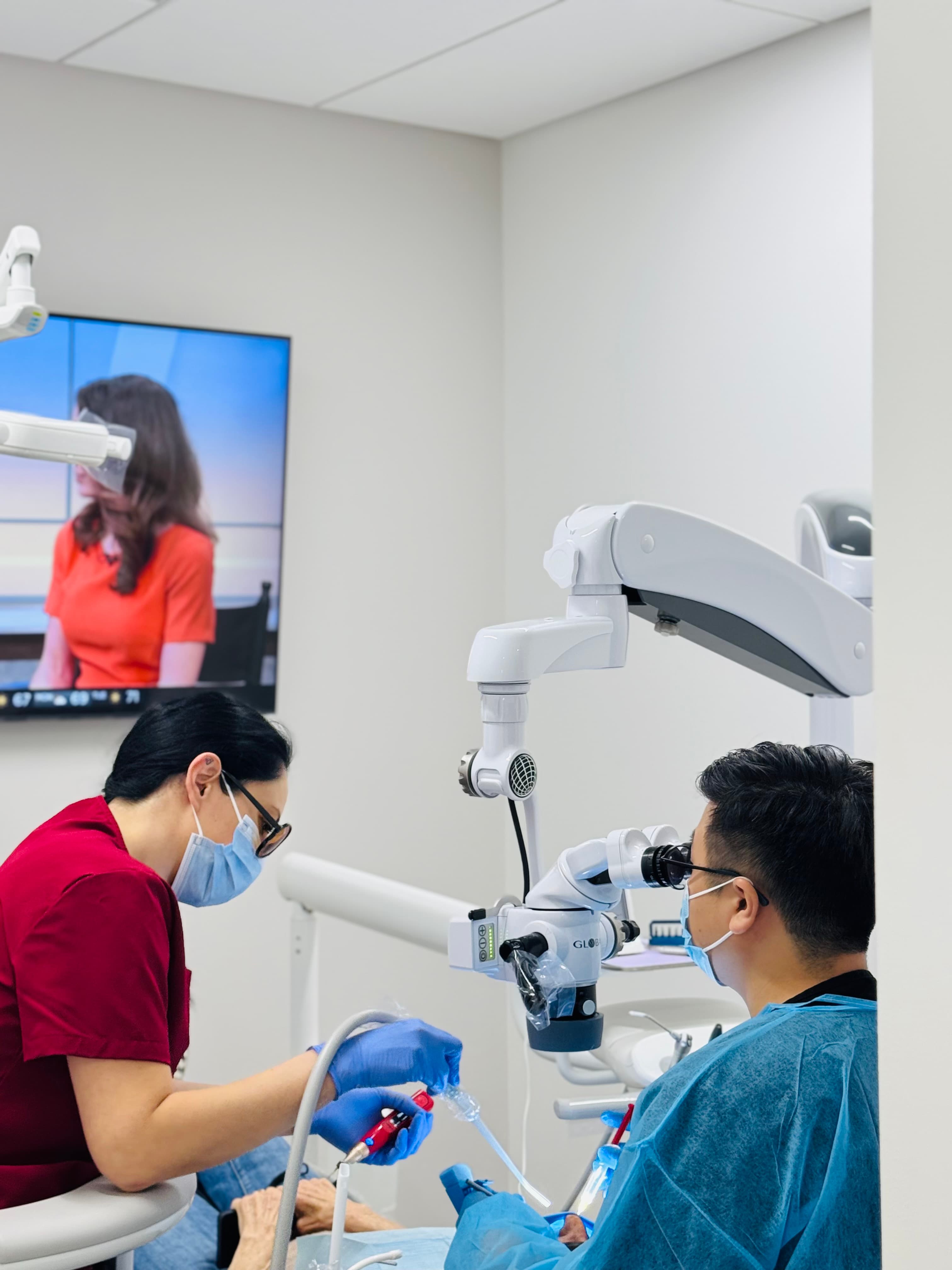 Endodontic Microscope